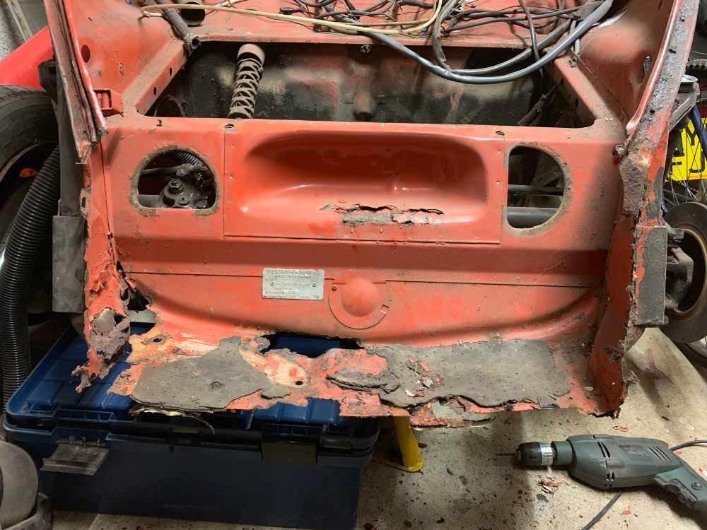 320E19B4-8F12-4AD6-B75E-A52DBBCC5FB9