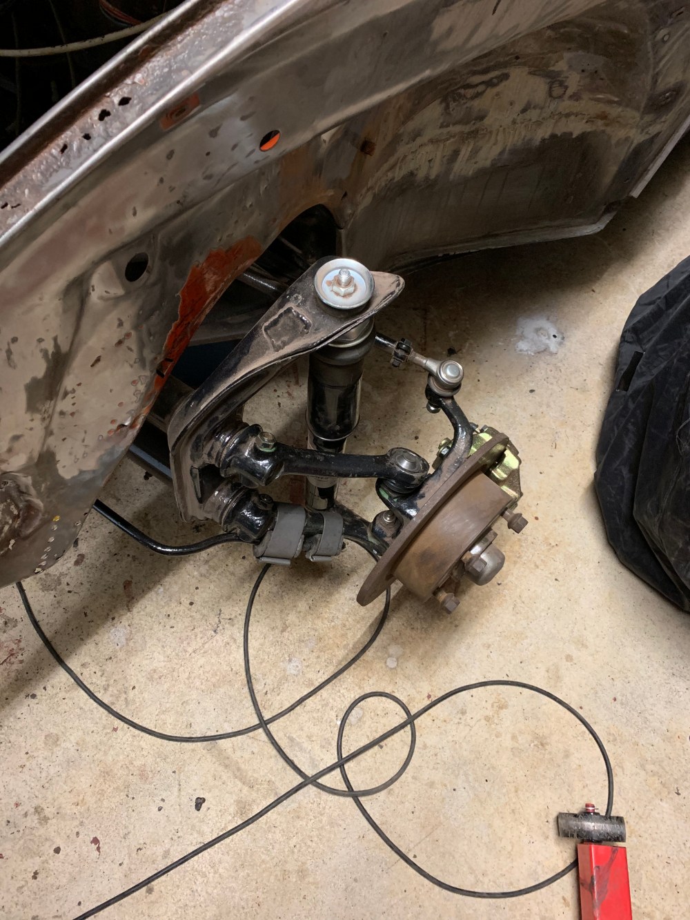 7B0E1744-0525-42A2-8160-3B34B623E03B